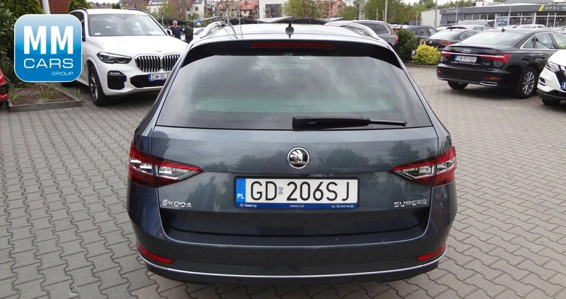 Skoda Superb cena 104850 przebieg: 101723, rok produkcji 2018 z Solec Kujawski małe 191